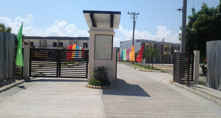 Entrance Gate of Sunberry Homes Sudtunggan